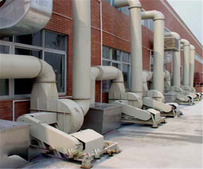 德諾環保車間排煙工程施工節約成本，工作效率高